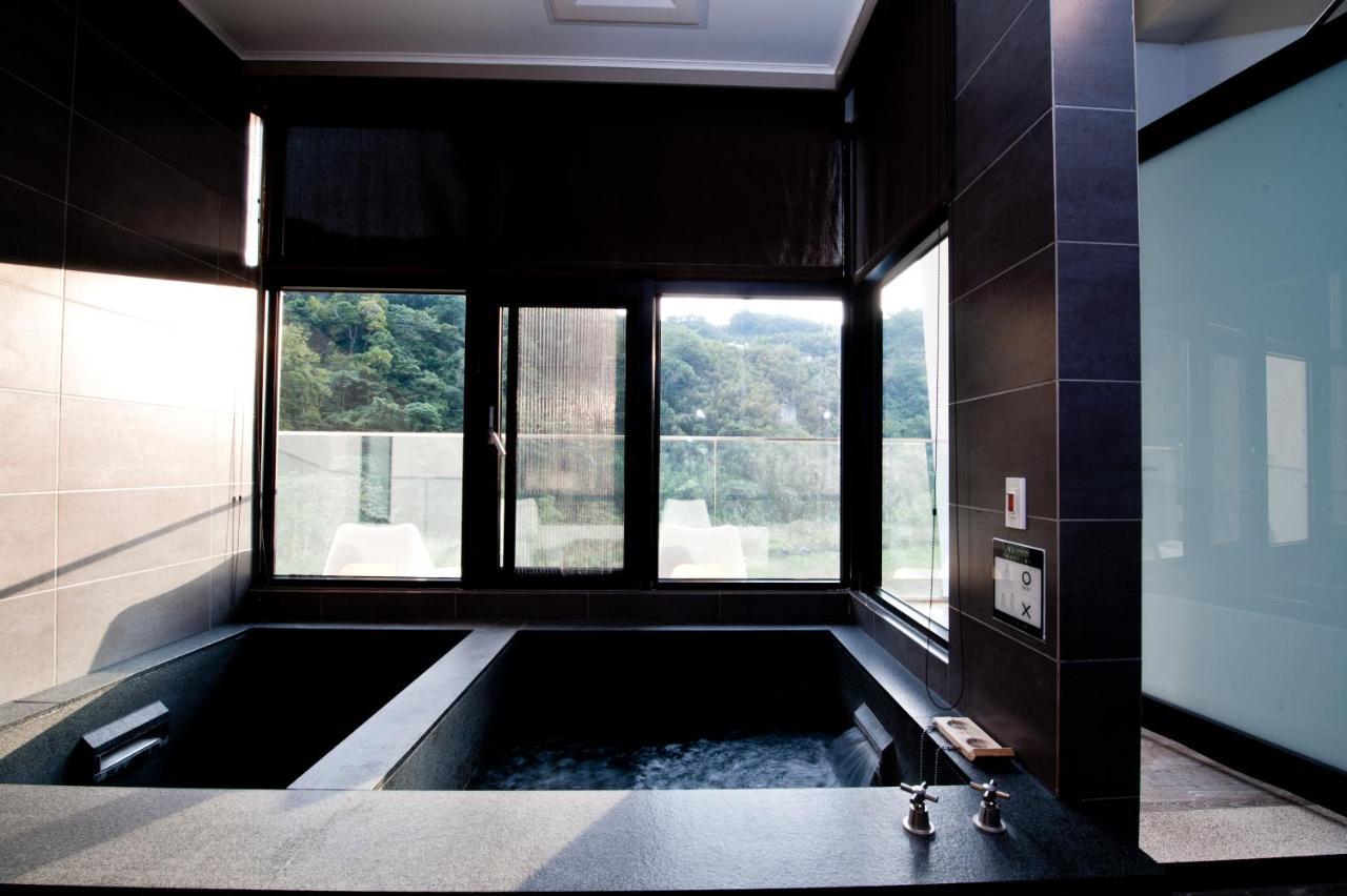 Hu Shan Hot Spring Hotel Тайань Екстер'єр фото
